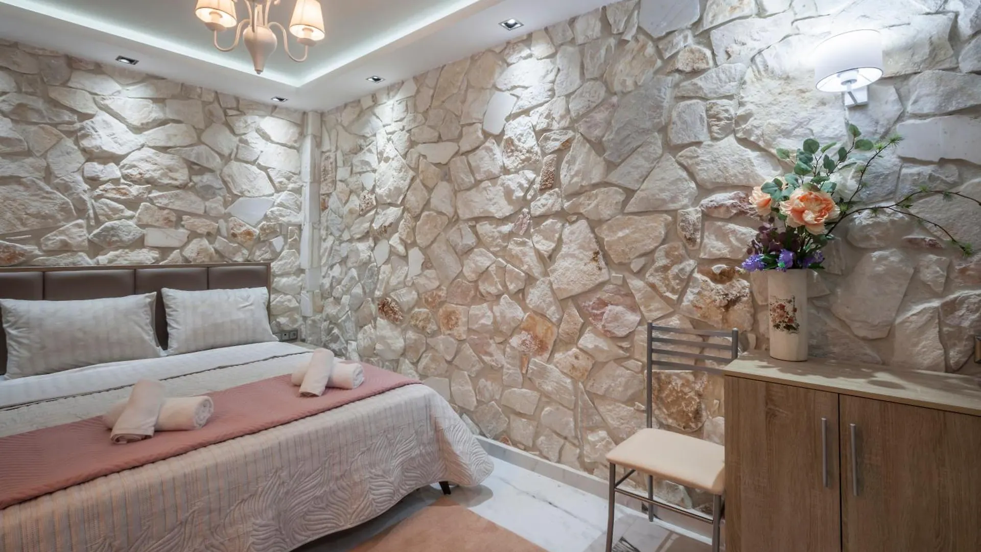 Villa Marietta Hanioti 0*,